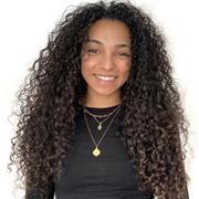 Profesora particular, graduada en psicología con 8 años de experiencia en todas las asignaturas y cursos hasta 4° de la ESO, pero con especial pasión por las mates